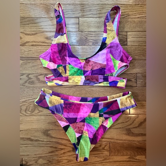Colorful Geometric Bikini Set - Picture 1 of 4